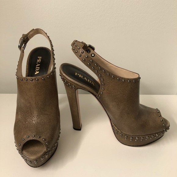 Prada leather and studded heels - Picture 2 of 6